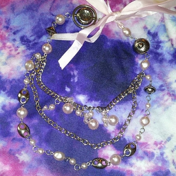 tie necklace - Picture 1 of 5